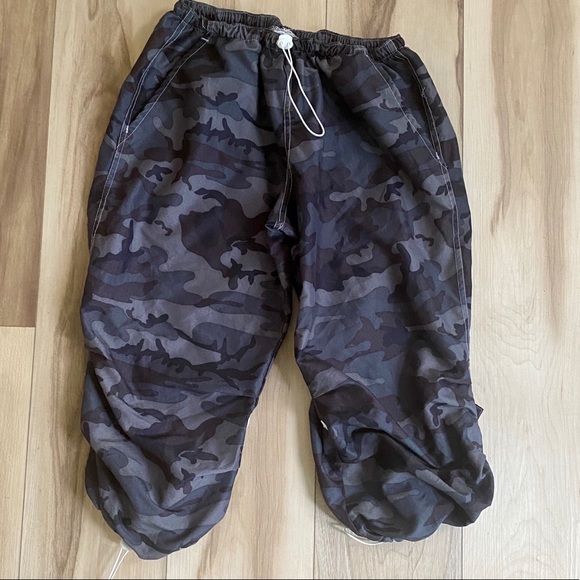 parachute workout pants